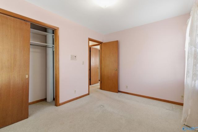 2107 Euclid Road NW, Huntsville, AL 35810