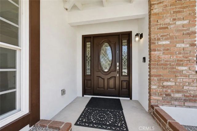 20800 Chatsworth Street, Chatsworth, CA 91311
