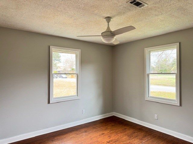 1001 Meharis Circle, Dothan, AL 36303