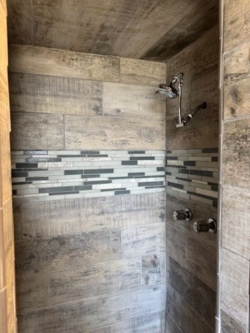 1001 Meharis Circle, Dothan, AL 36303