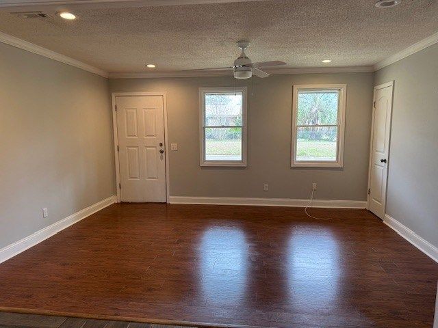 1001 Meharis Circle, Dothan, AL 36303