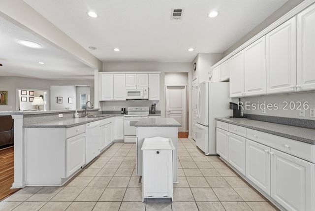 31 Willow Brook Dr, Bluffton, SC 29909