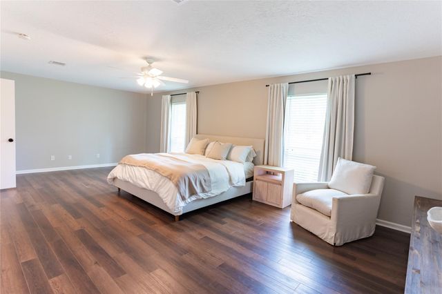 20011 Flying Dove Trail, Crosby, TX 77532