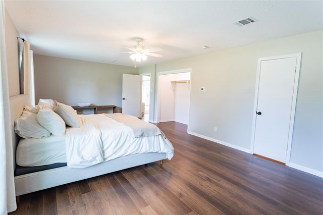 20011 Flying Dove Trail, Crosby, TX 77532