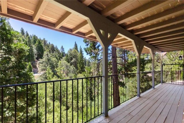 801 Brentwood, Lake Arrowhead, CA 92352