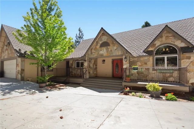 801 Brentwood, Lake Arrowhead, CA 92352