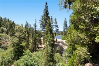 801 Brentwood, Lake Arrowhead, CA 92352