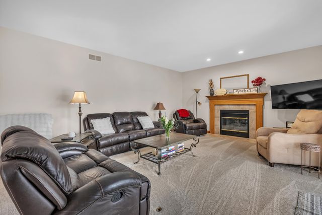 13041 W 90th Avenue, St. John, IN 46373