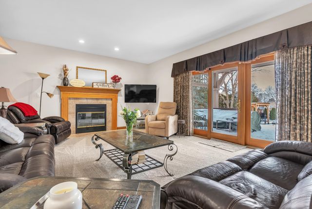 13041 W 90th Avenue, St. John, IN 46373