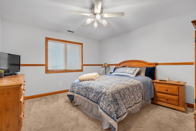 13041 W 90th Avenue, St. John, IN 46373