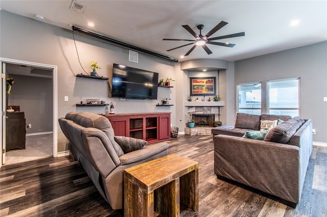 3910 Boomerang Dr, Corpus Christi, TX 78414