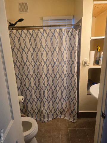 5263 Bingham Street, Dearborn, MI 48126