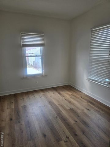 5263 Bingham Street, Dearborn, MI 48126