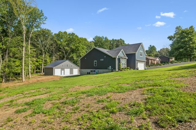 1845 Dinsmore Rd, Clarksville, TN 37040