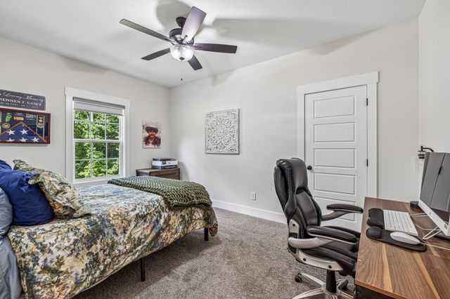 1845 Dinsmore Rd, Clarksville, TN 37040