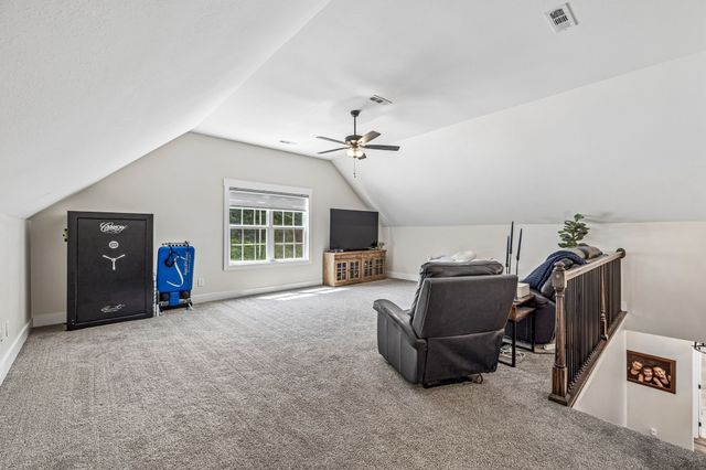 1845 Dinsmore Rd, Clarksville, TN 37040