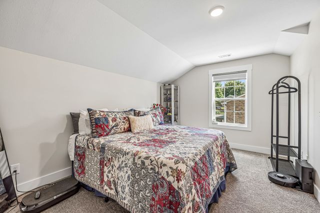1845 Dinsmore Rd, Clarksville, TN 37040
