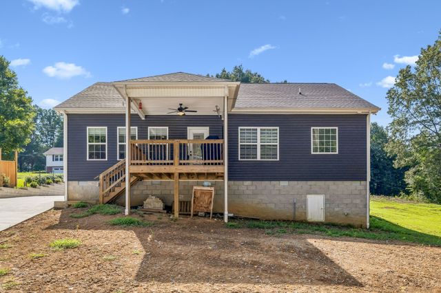 1845 Dinsmore Rd, Clarksville, TN 37040