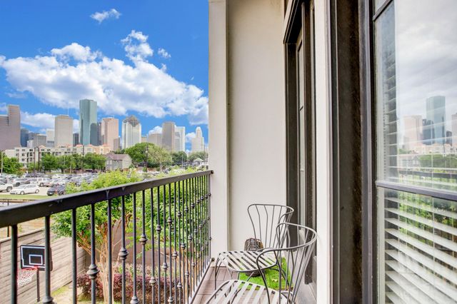 1851 Dart Street, Houston, TX 77007