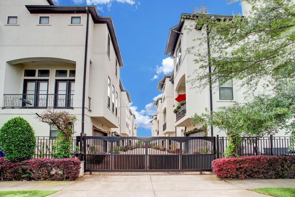 1851 Dart Street, Houston, TX 77007