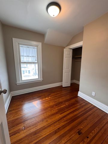 2712 Highlawn Avevnue, Huntington, WV 25702