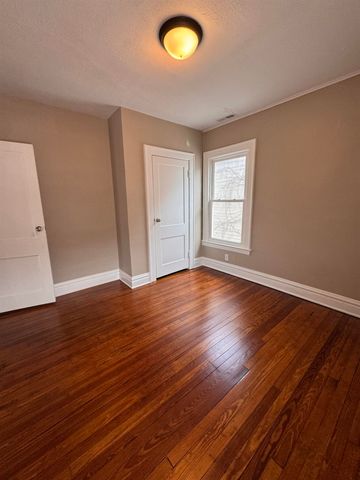 2712 Highlawn Avevnue, Huntington, WV 25702