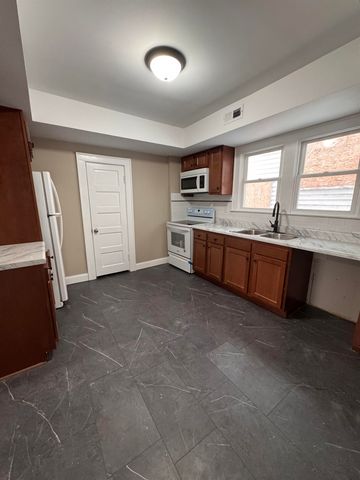 2712 Highlawn Avevnue, Huntington, WV 25702