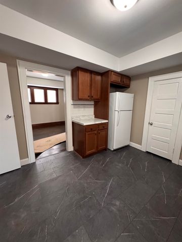 2712 Highlawn Avevnue, Huntington, WV 25702