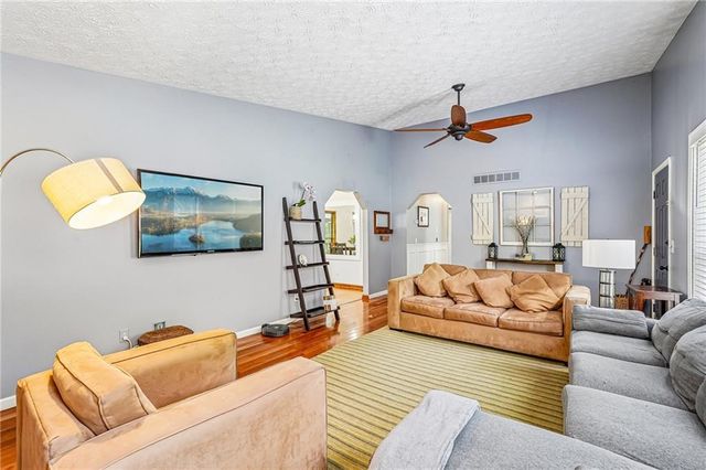 5014 Ridgewald Court NE, Kennesaw, GA 30144