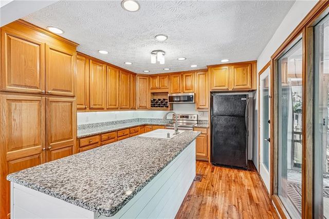 5014 Ridgewald Court NE, Kennesaw, GA 30144
