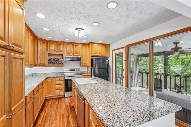 5014 Ridgewald Court NE, Kennesaw, GA 30144