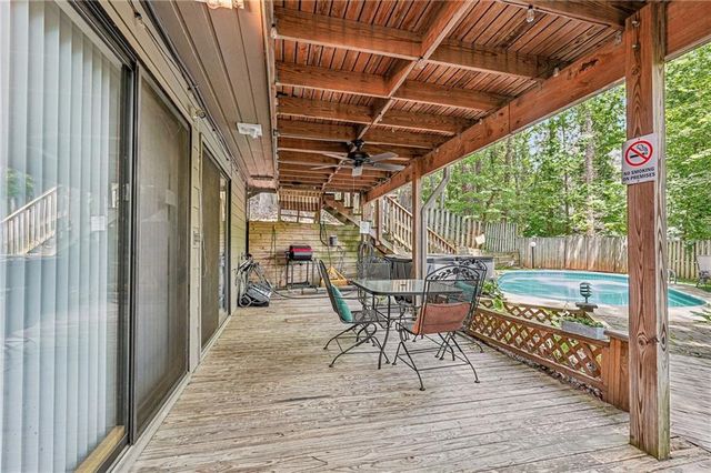 5014 Ridgewald Court NE, Kennesaw, GA 30144