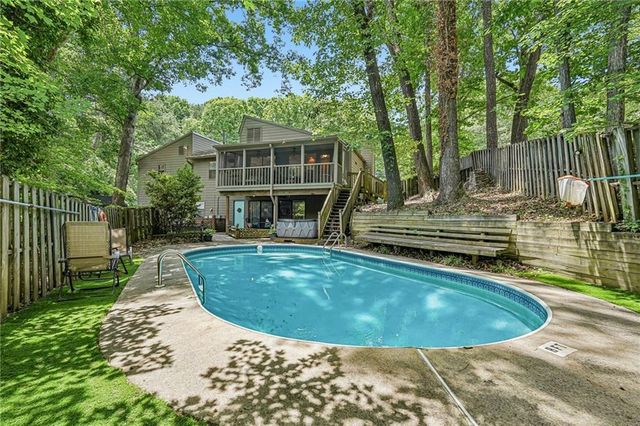5014 Ridgewald Court NE, Kennesaw, GA 30144