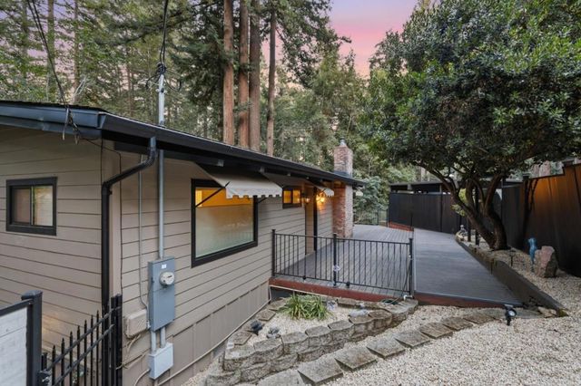 145 Brook Lane, Boulder Creek, CA 95006