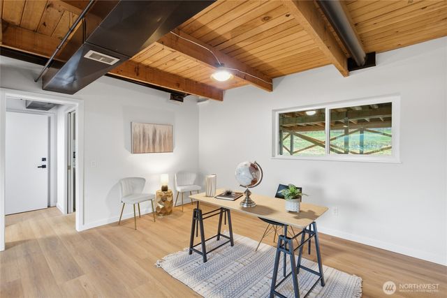 1204 E Laurel Street, Kent, WA 98030