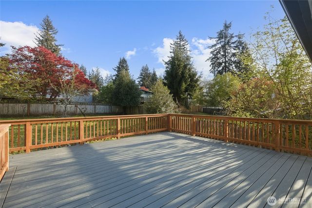 1204 E Laurel Street, Kent, WA 98030
