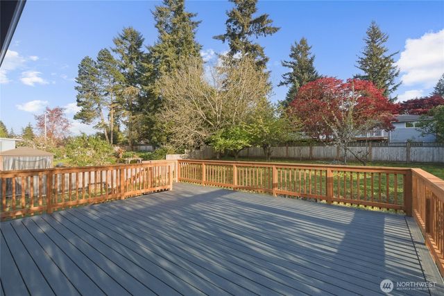 1204 E Laurel Street, Kent, WA 98030