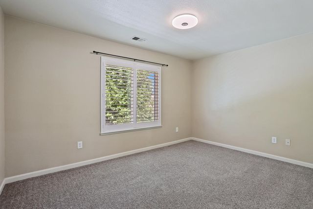 873 Ruess Rd, Ripon, CA 95366