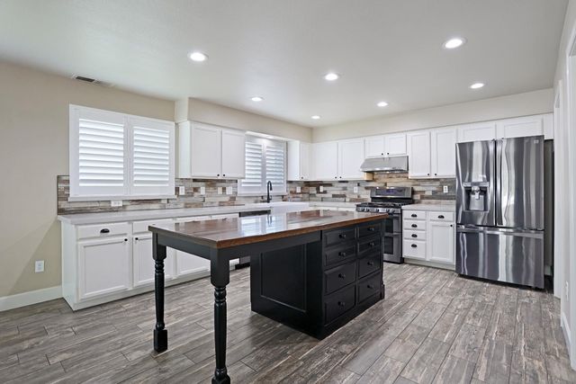 873 Ruess Rd, Ripon, CA 95366