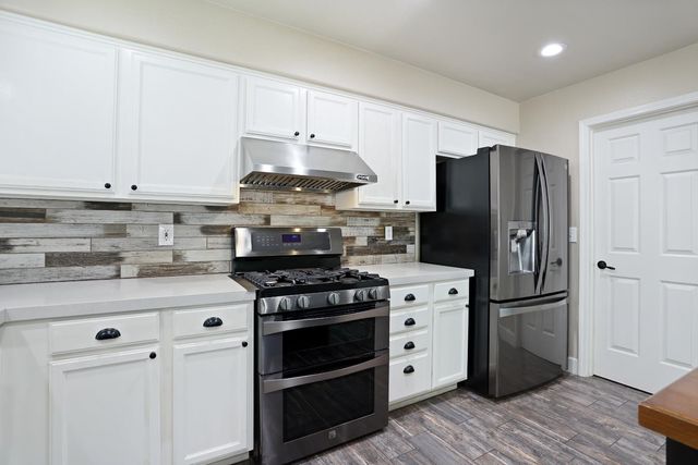 873 Ruess Rd, Ripon, CA 95366