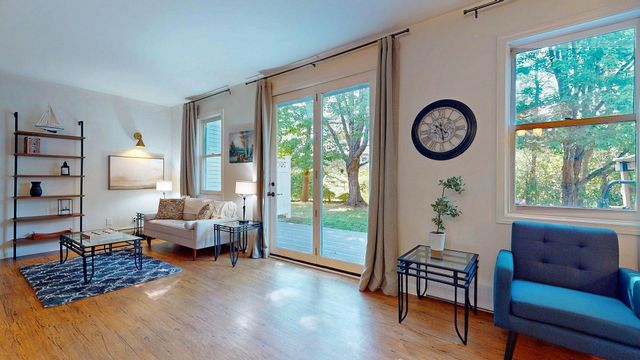 144 Hayes Avenue, South Burlington, VT 05403