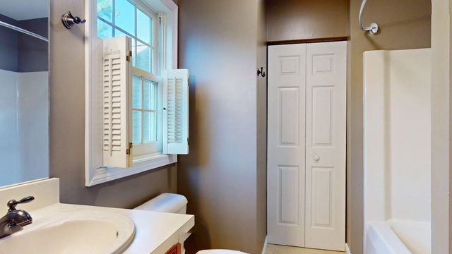 144 Hayes Avenue, South Burlington, VT 05403