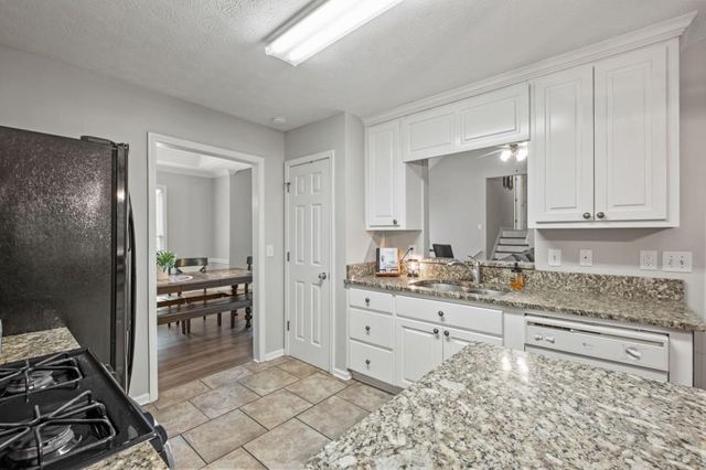 122 Brookhaven Lane, Canton, GA 30114