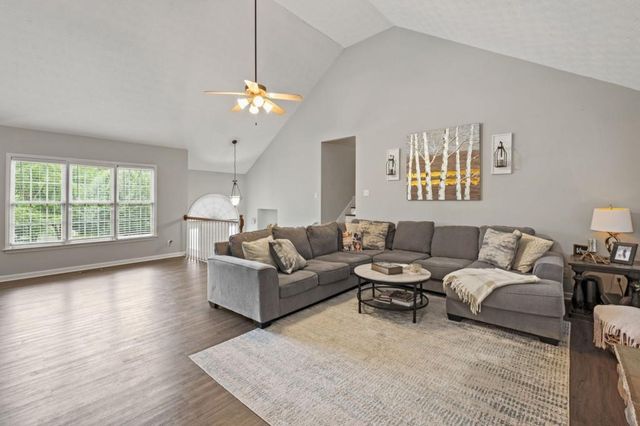 122 Brookhaven Lane, Canton, GA 30114