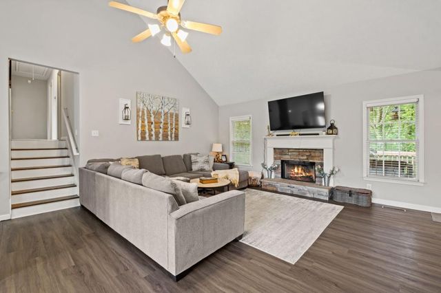 122 Brookhaven Lane, Canton, GA 30114