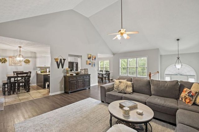 122 Brookhaven Lane, Canton, GA 30114