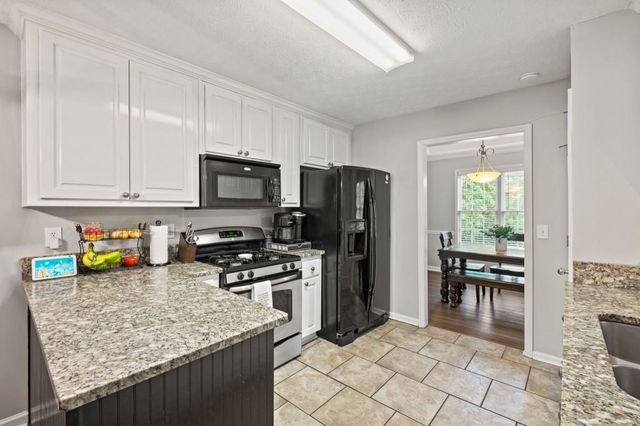 122 Brookhaven Lane, Canton, GA 30114