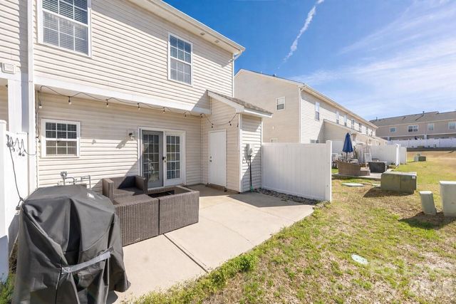 10563 Stoneacre Court, Pineville, NC 28134