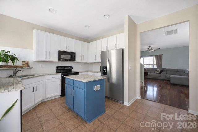 10563 Stoneacre Court, Pineville, NC 28134