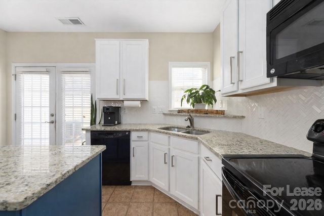 10563 Stoneacre Court, Pineville, NC 28134